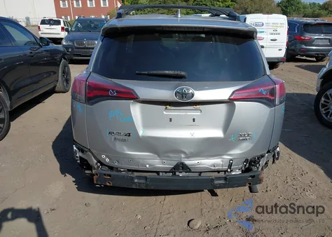 2018 Toyota Rav4 Xle from USA, damaged, VIN JTMRFREV5JJ238923
